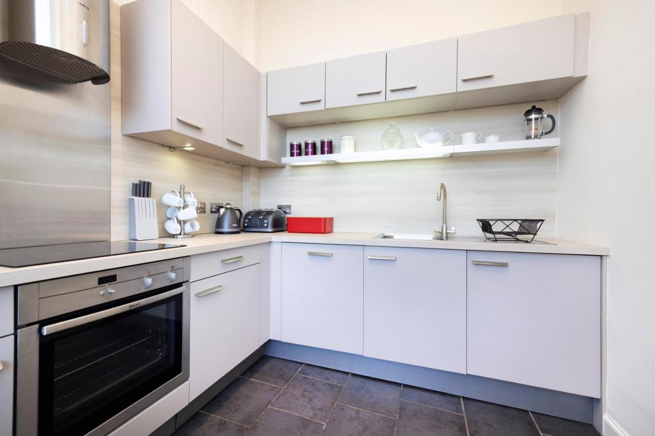 Joivy Contemporary Flat In The New Town Apartment Edinburgh Exterior photo